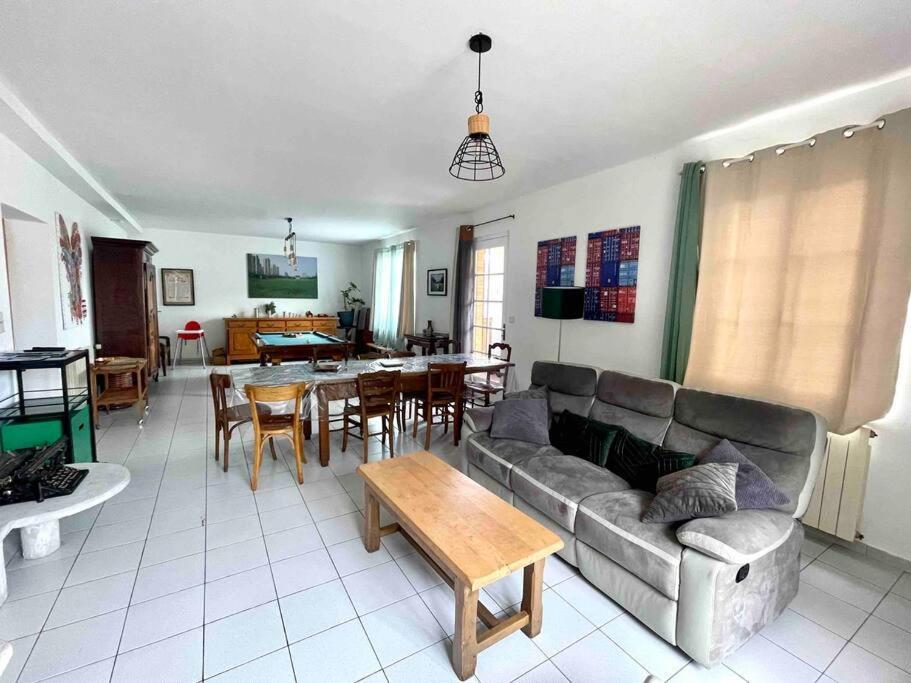 La Casa Del Papa - Maison Spacieuse Avec Jardin Ντολ Εξωτερικό φωτογραφία